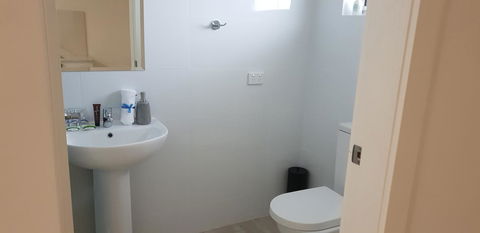 Carlton Suites - Sunshine Coast Tourism 16