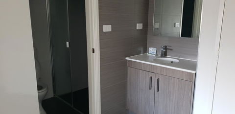 Carlton Suites - Sunshine Coast Tourism 7