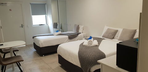 Carlton Suites - Sunshine Coast Tourism 20