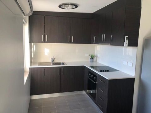 Carlton Suites - Sunshine Coast Tourism 36