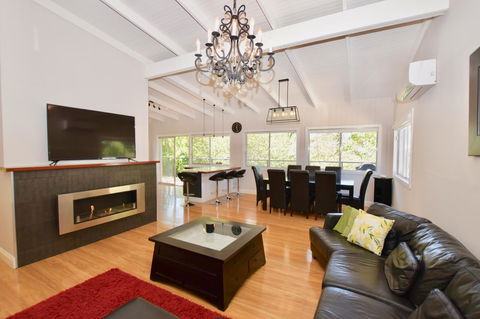 Wildlife Lodge Katoomba - Sunshine Coast Tourism 13