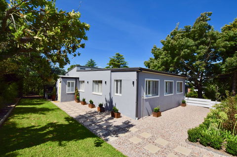 Wildlife Lodge Katoomba - Sunshine Coast Tourism 1