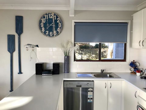Lakeview Cottage - Sunshine Coast Tourism 2
