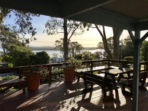 Lakeview Cottage - Sunshine Coast Tourism 5