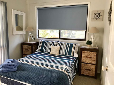 Lakeview Cottage - Sunshine Coast Tourism 3
