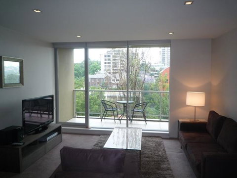 Wyndel Apartments North Sydney - Harbour Watch - Holiday Sunshine Coast 8