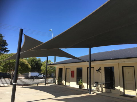 Balranald Club Motel - Sunshine Coast Tourism 11