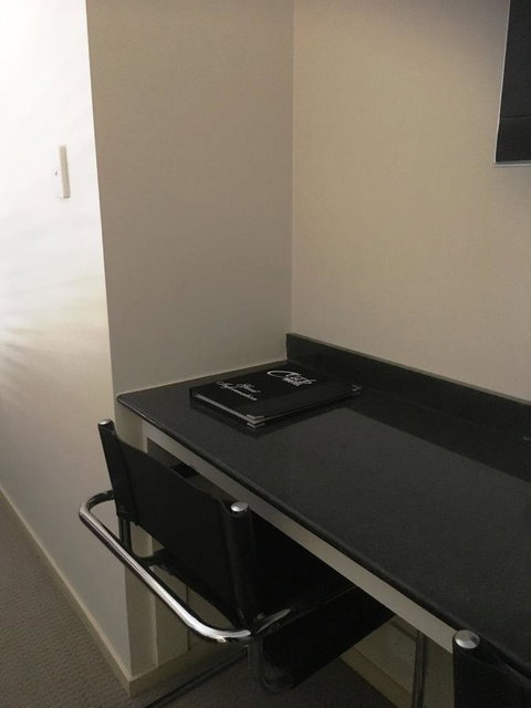 Balranald Club Motel - Sunshine Coast Tourism 20