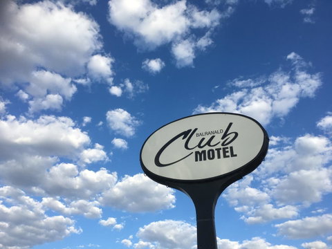 Balranald Club Motel - Sunshine Coast Tourism 13