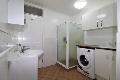 Beachfront 3, 25 Willow Street - Sunshine Coast Tourism 11