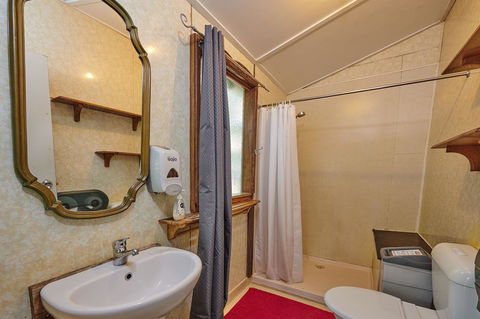 Arts Factory By Nomads - Sunshine Coast Tourism 8