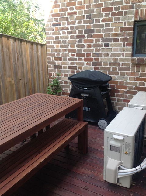 Hideaway Holiday Apartments - Sunshine Coast Tourism 0