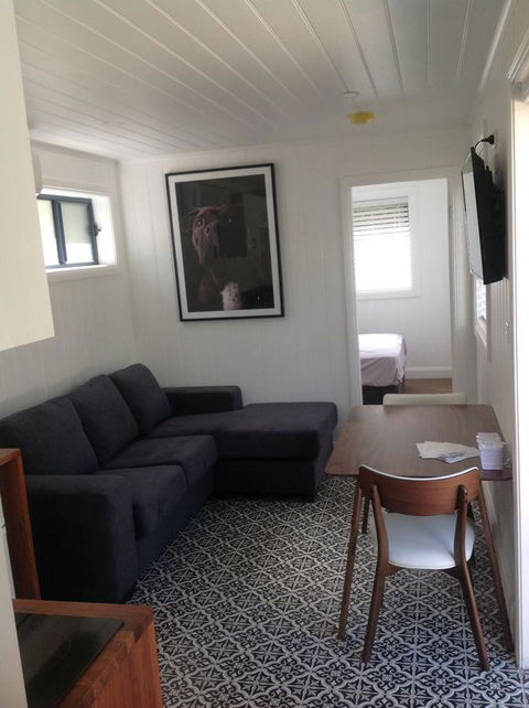 Hideaway Holiday Apartments - Sunshine Coast Tourism 5