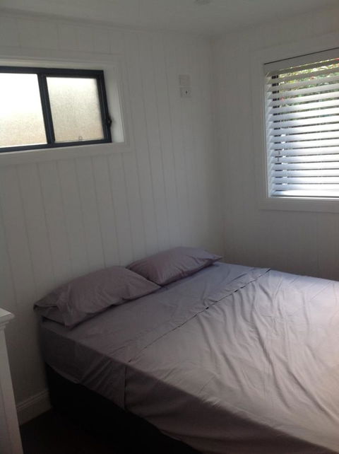 Hideaway Holiday Apartments - Sunshine Coast Tourism 9