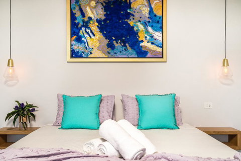 Sundays At Byron - Sunshine Coast Tourism 21