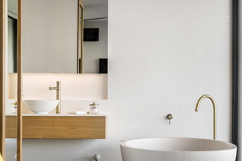 Sundays At Byron - Sunshine Coast Tourism 19