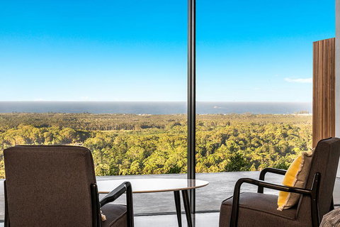 Sundays At Byron - Sunshine Coast Tourism 3