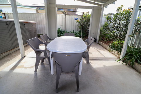 Interlude At Belmont - Holiday Sunshine Coast 18