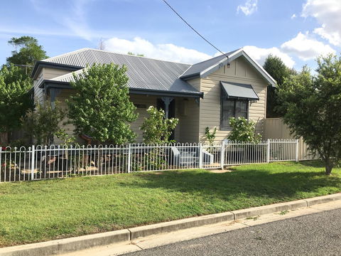Caledonia Cottage - Sunshine Coast Tourism 0