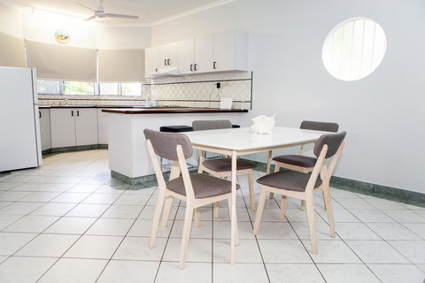 Nightcliff Foreshore Getaway - McKay Gardens - Holiday Sunshine Coast 7