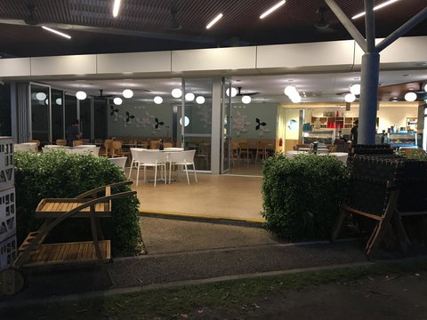 Nightcliff Foreshore Getaway - McKay Gardens - Holiday Sunshine Coast 21