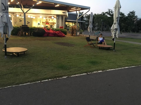 Nightcliff Foreshore Getaway - McKay Gardens - Holiday Sunshine Coast 22