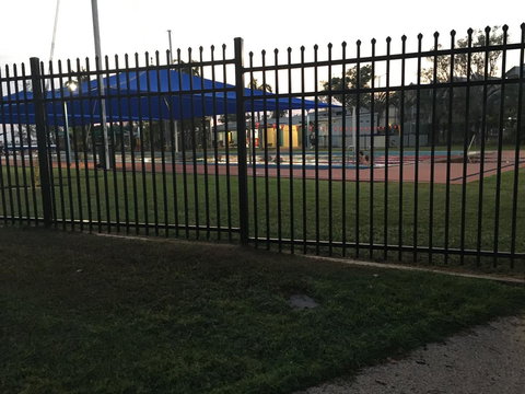 Nightcliff Foreshore Getaway - McKay Gardens - Holiday Sunshine Coast 25