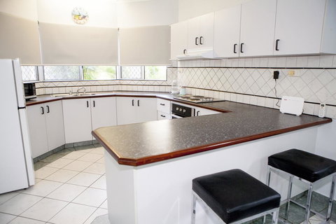 Nightcliff Foreshore Getaway - McKay Gardens - Holiday Sunshine Coast 6