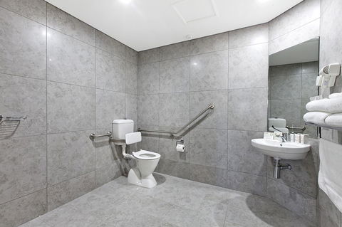 Argus Hotel Darwin - Sunshine Coast Tourism 23