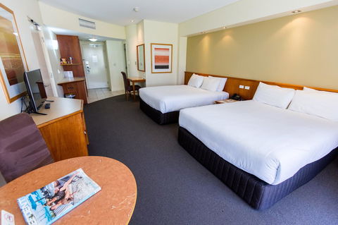 Crowne Plaza Alice Springs Lasseters, An IHG Hotel - Holiday Sunshine Coast 36