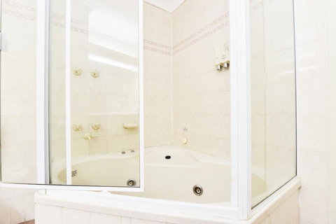 Diplomat Hotel Alice Springs - Holiday Sunshine Coast 28