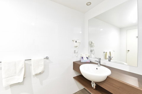 Diplomat Hotel Alice Springs - Holiday Sunshine Coast 20