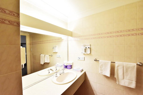 Diplomat Hotel Alice Springs - Holiday Sunshine Coast 27