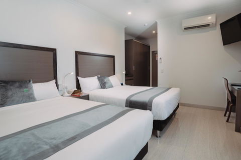 Darwin City Hotel - Sunshine Coast Tourism 22