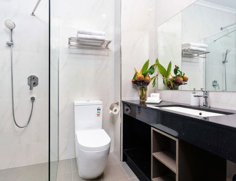 Darwin City Hotel - Sunshine Coast Tourism 24