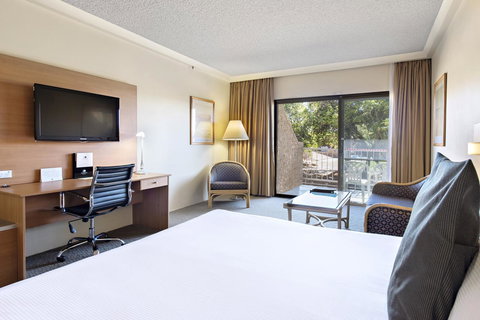 DoubleTree By Hilton Alice Springs - Holiday Sunshine Coast 44