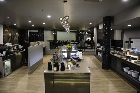 DoubleTree By Hilton Alice Springs - Holiday Sunshine Coast 5