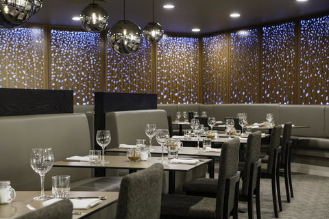 DoubleTree By Hilton Alice Springs - Holiday Sunshine Coast 2