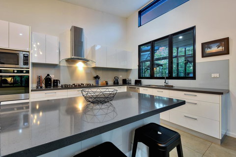 'Tropical Oasis - Darwin NT - Holiday Sunshine Coast 5