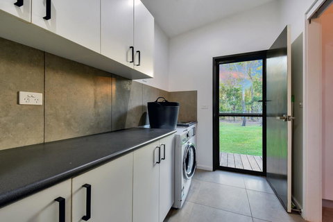 'Tropical Oasis - Darwin NT - Holiday Sunshine Coast 24