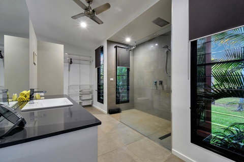 'Tropical Oasis - Darwin NT - Holiday Sunshine Coast 23