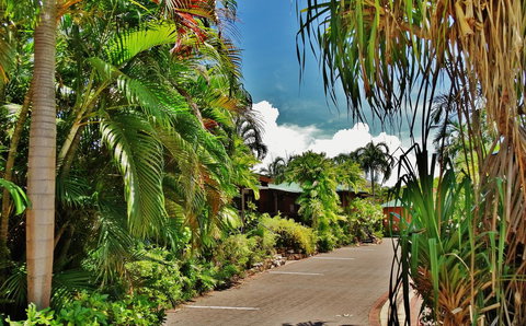 Palms City Resort - Sunshine Coast Tourism 4