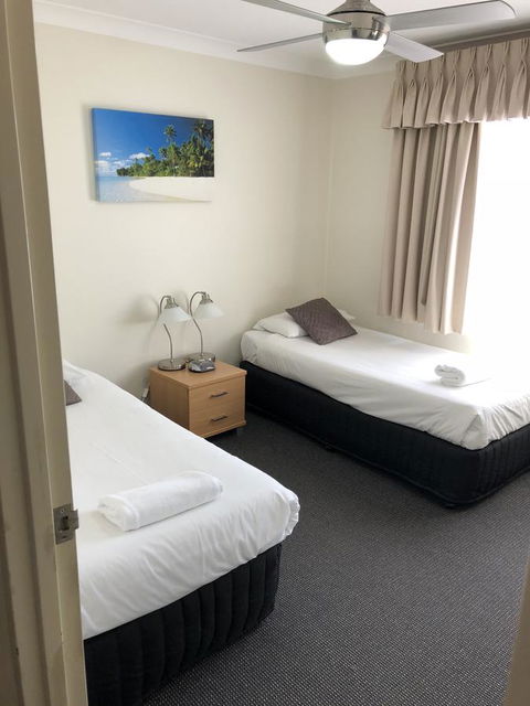 Beaches Serviced Apartments - Holiday Sunshine Coast 13