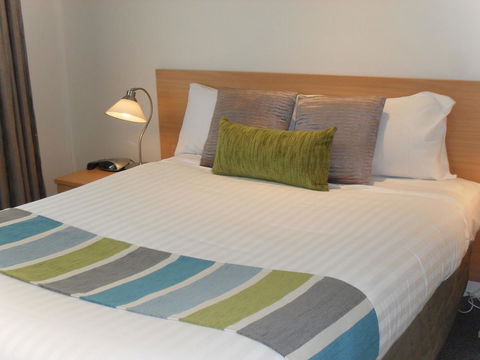 Beaches Serviced Apartments - Holiday Sunshine Coast 8