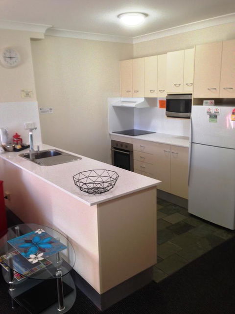 Beaches Serviced Apartments - Holiday Sunshine Coast 38