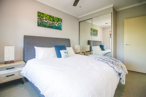 ZEN BY THE WATER - Esplanade Darwin Retreat - Sunshine Coast Tourism 14