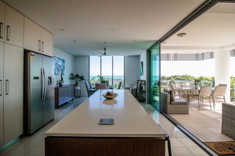 ZEN BY THE WATER - Esplanade Darwin Retreat - Sunshine Coast Tourism 22