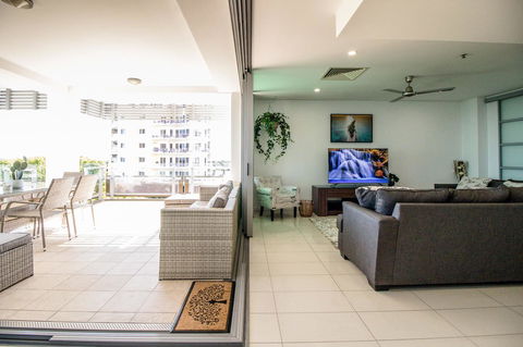 ZEN BY THE WATER - Esplanade Darwin Retreat - Sunshine Coast Tourism 40