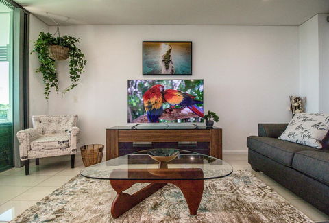 ZEN BY THE WATER - Esplanade Darwin Retreat - Sunshine Coast Tourism 2