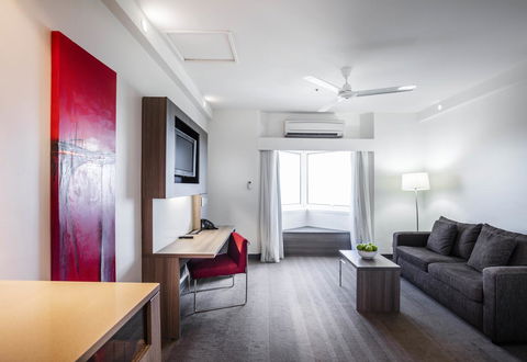 Novotel Darwin CBD - Sunshine Coast Tourism 28